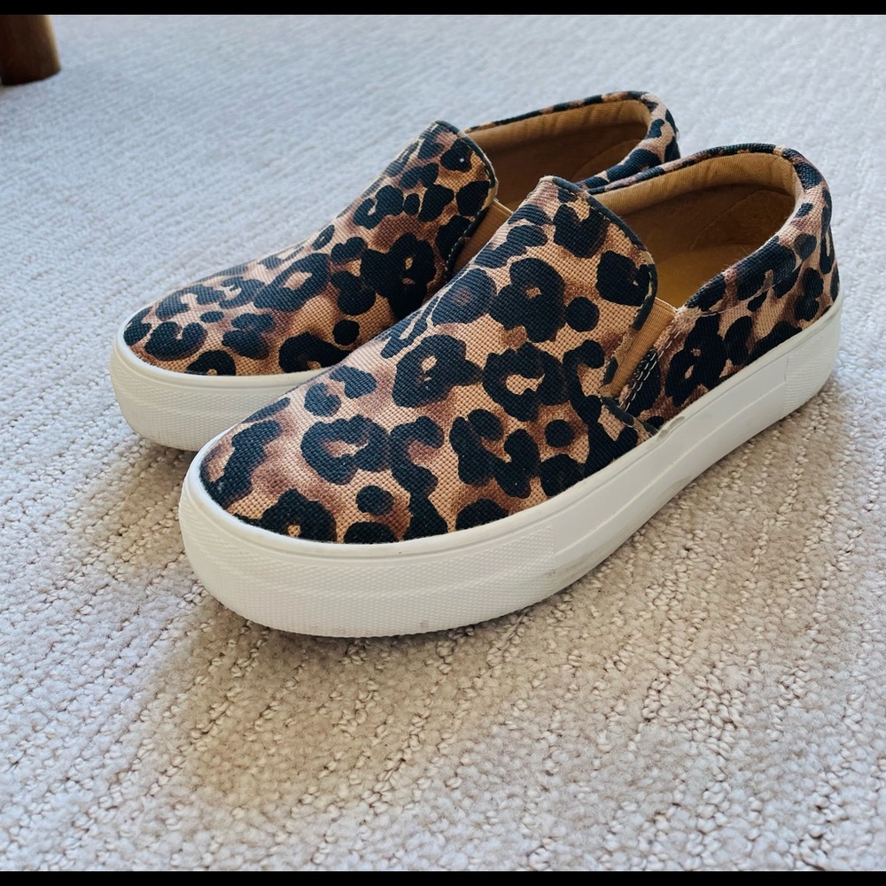 Steve Madden SlipOn
